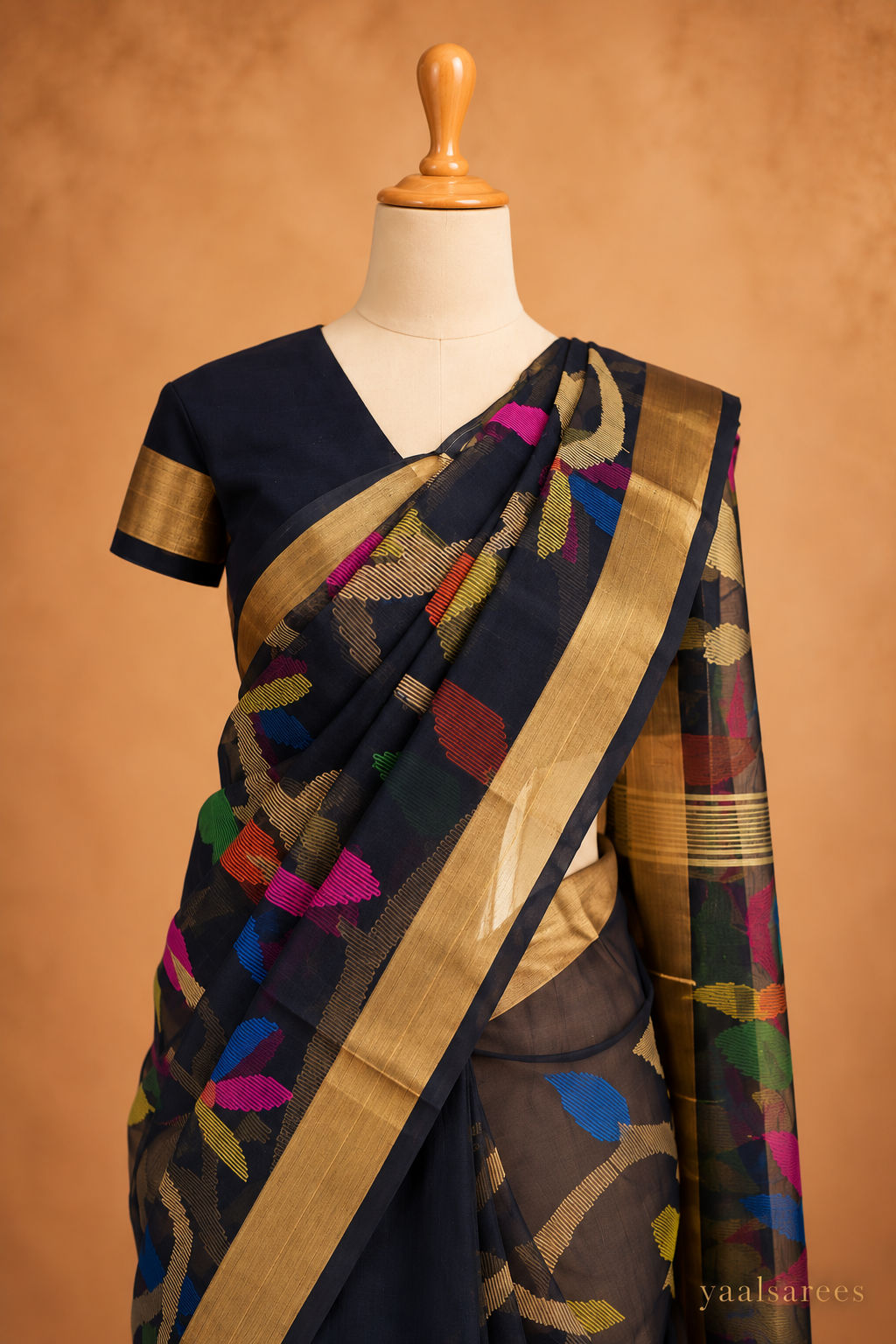 Jamdhani Saree  black colour– Elegant Handwoven Traditional Saree for Women