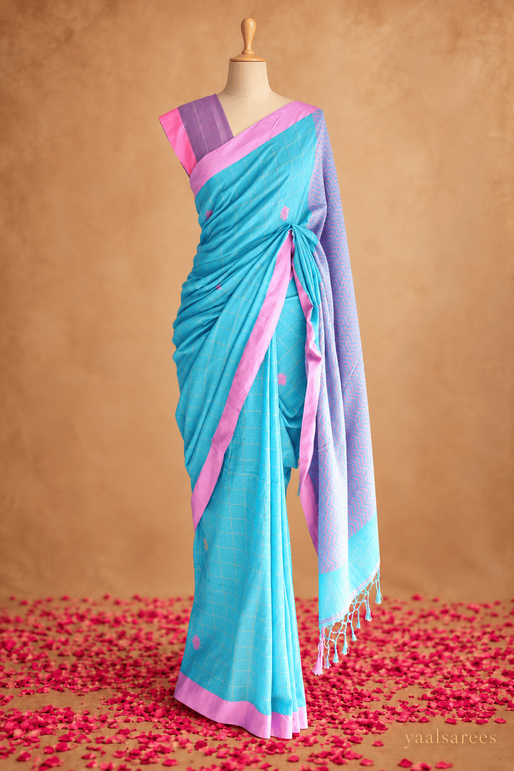 Pure Cotton Handloom Saree – Traditional Ethnic Wear