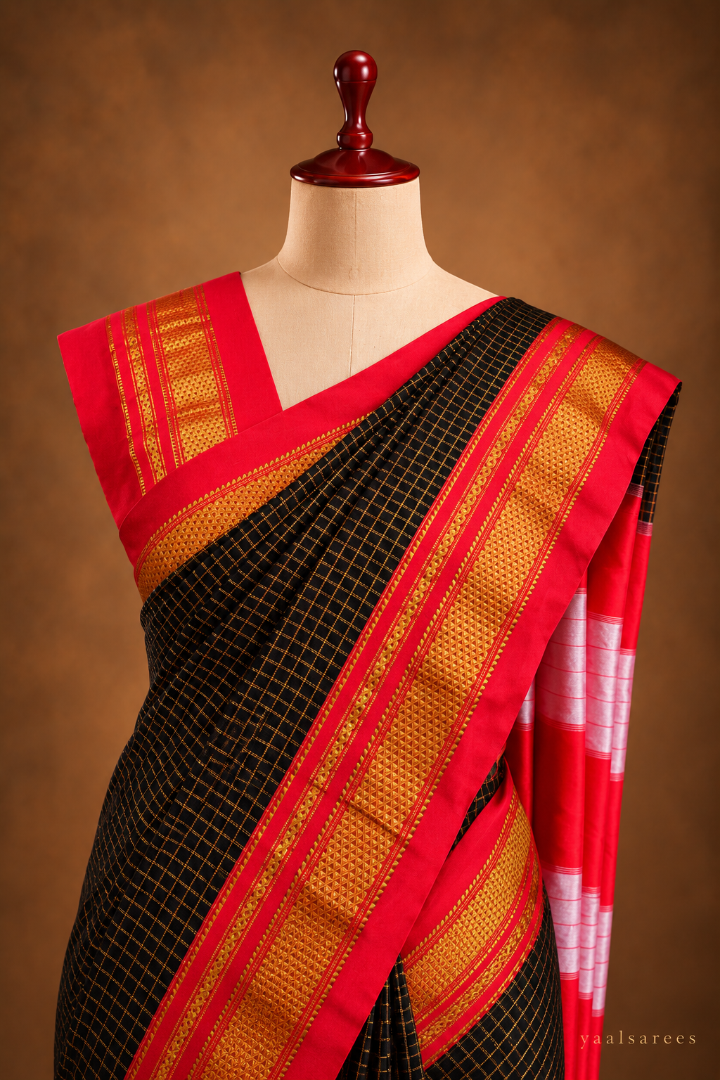 Ilkal Black Checks Saree