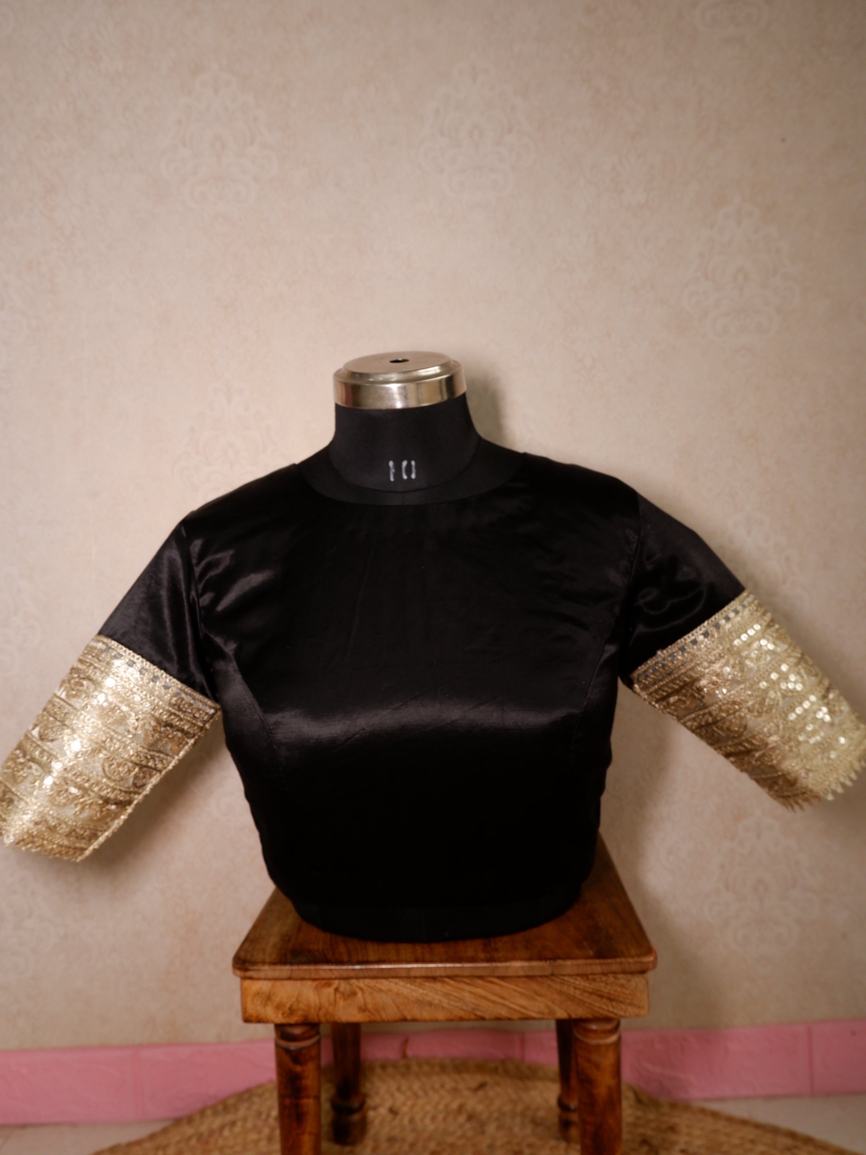 Black  color blouse