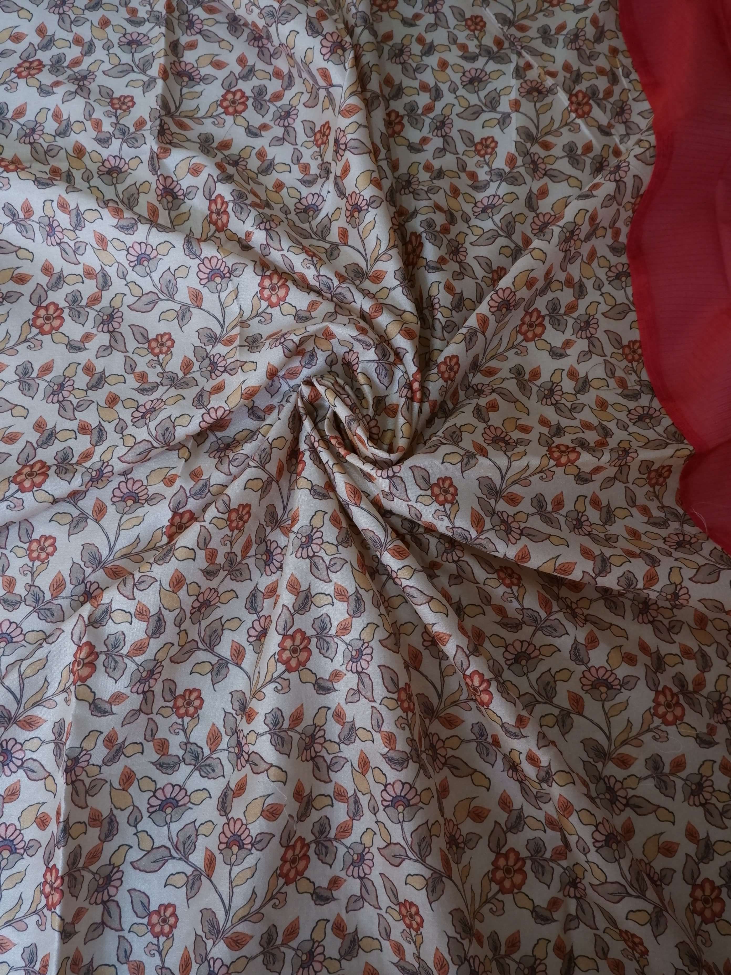 Floral patterned fabric 