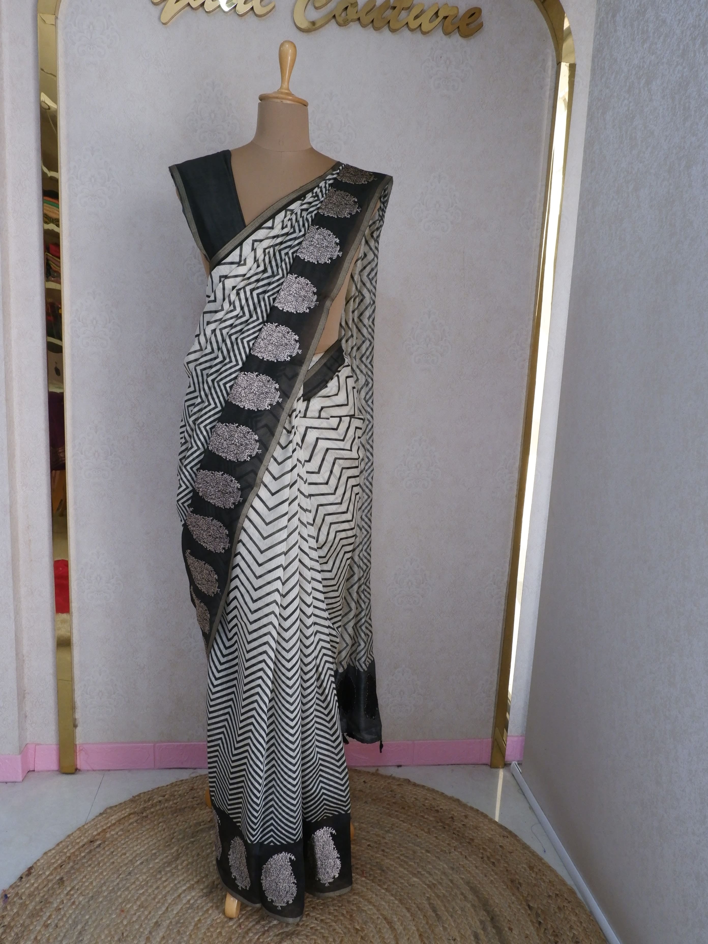 Elegant Chanderi Zigzag Sarees Online
