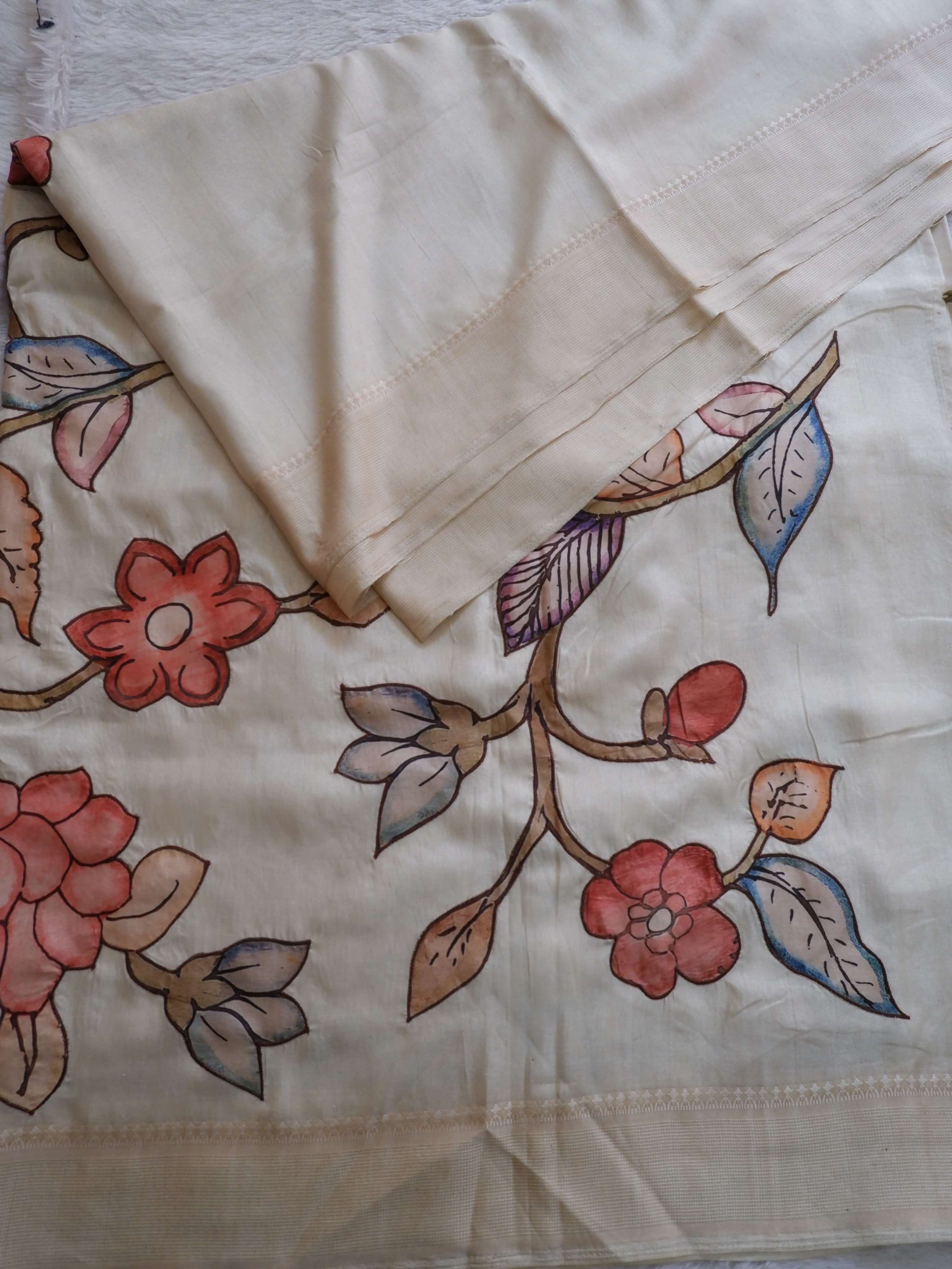 Semi Tusser Silk Saree with Hibiscus Applique Work Online
