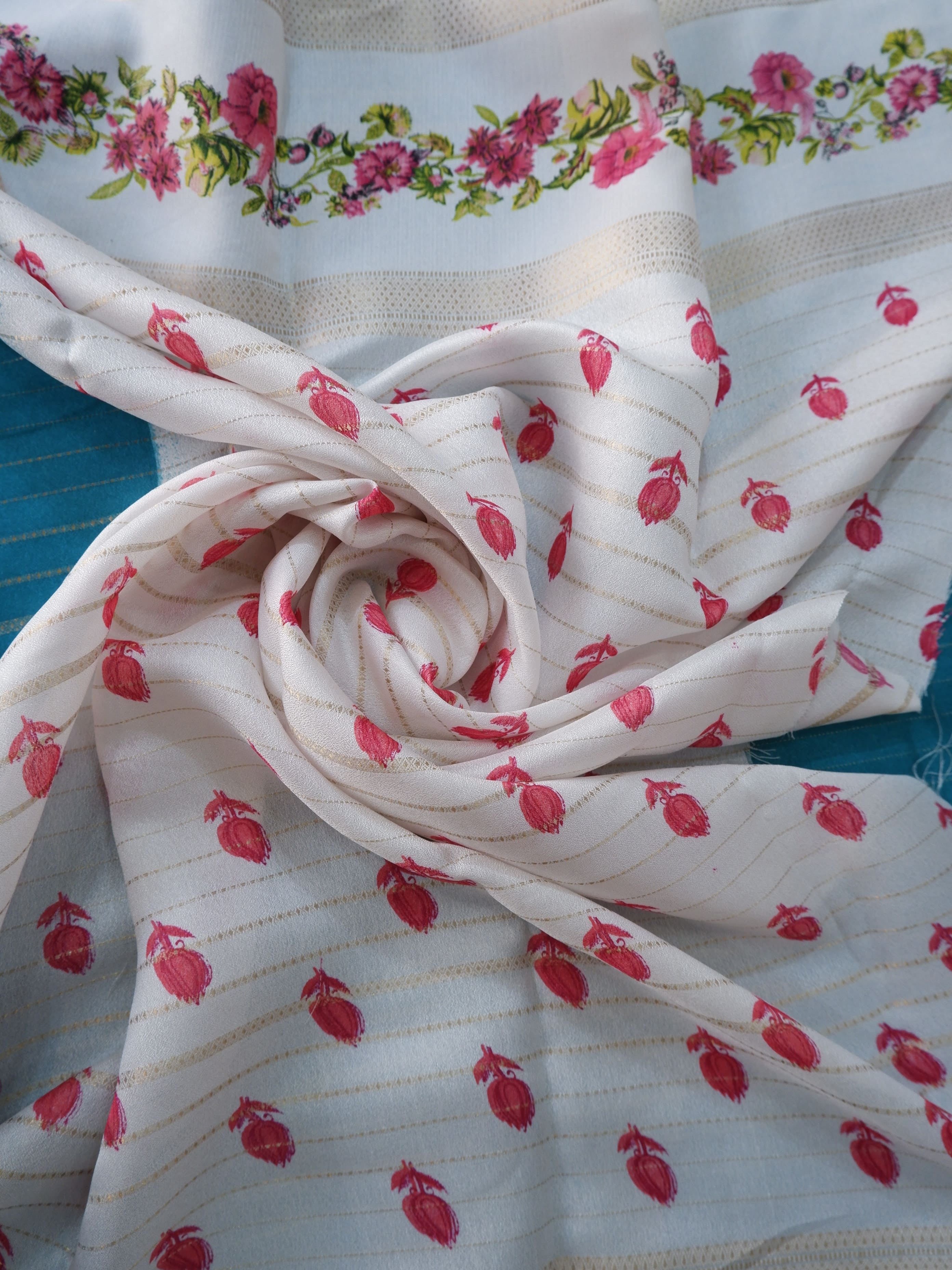 Rama Green & White Crepe Silk Saree Online