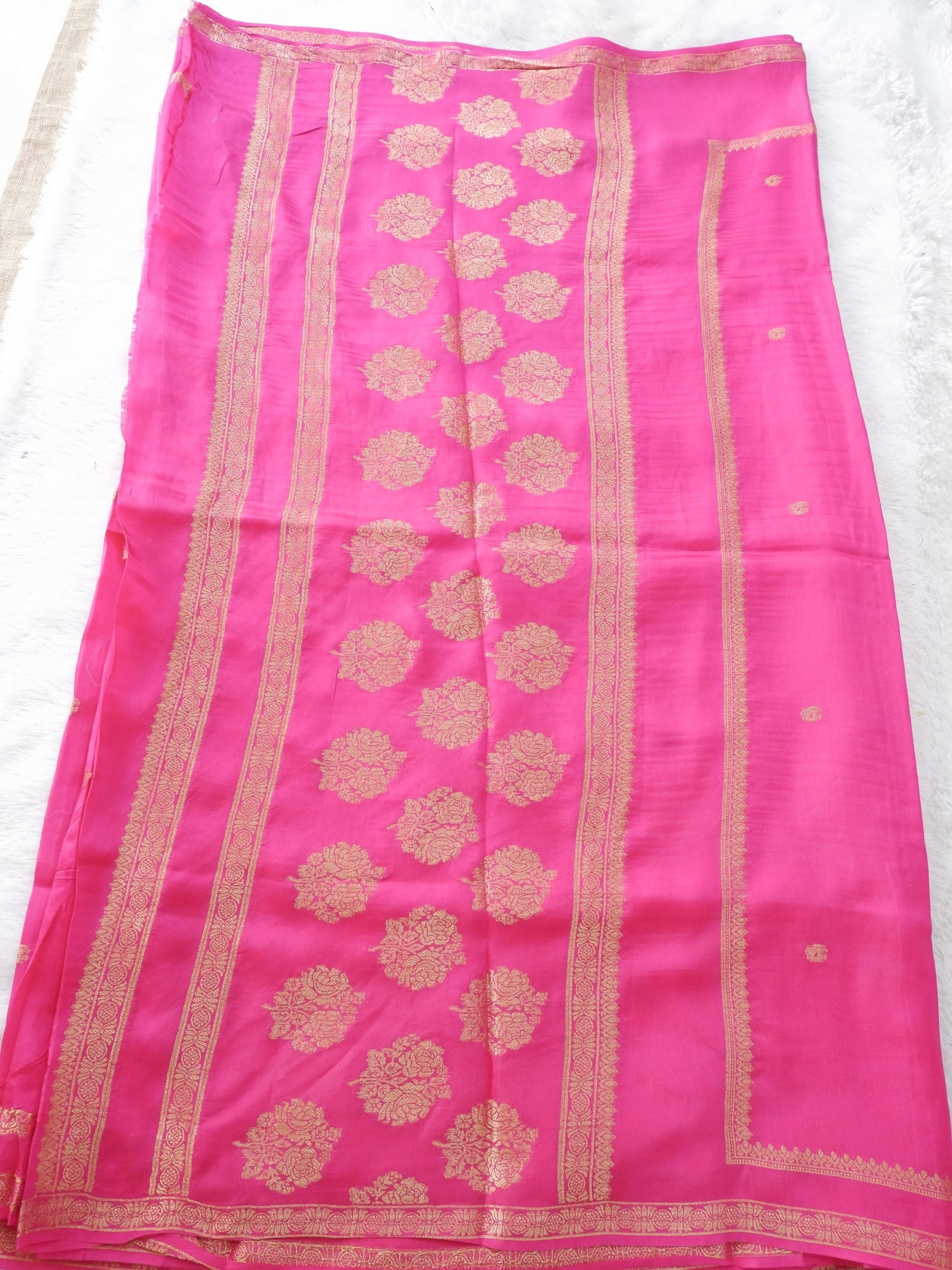 Pink Georgette Crepe Saree Online