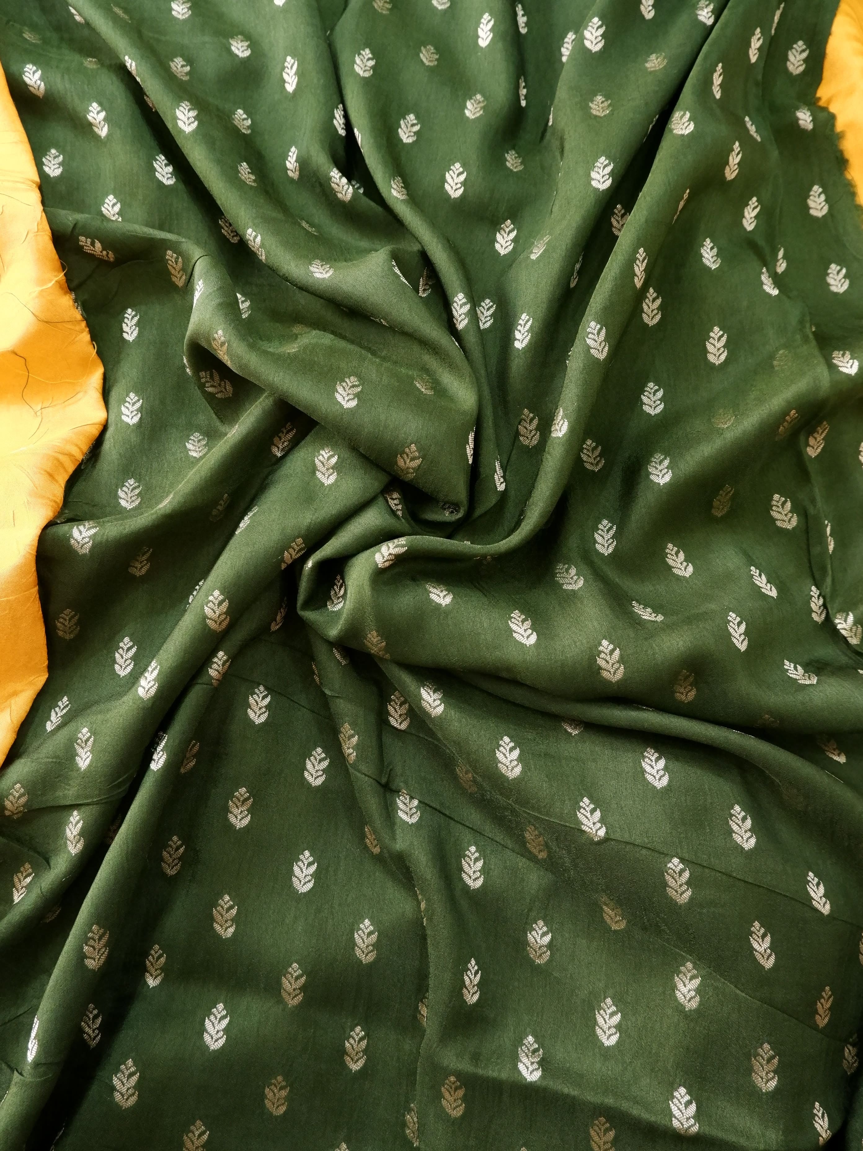 Yellow Georgette Crepe Saree with Green Blouse Online