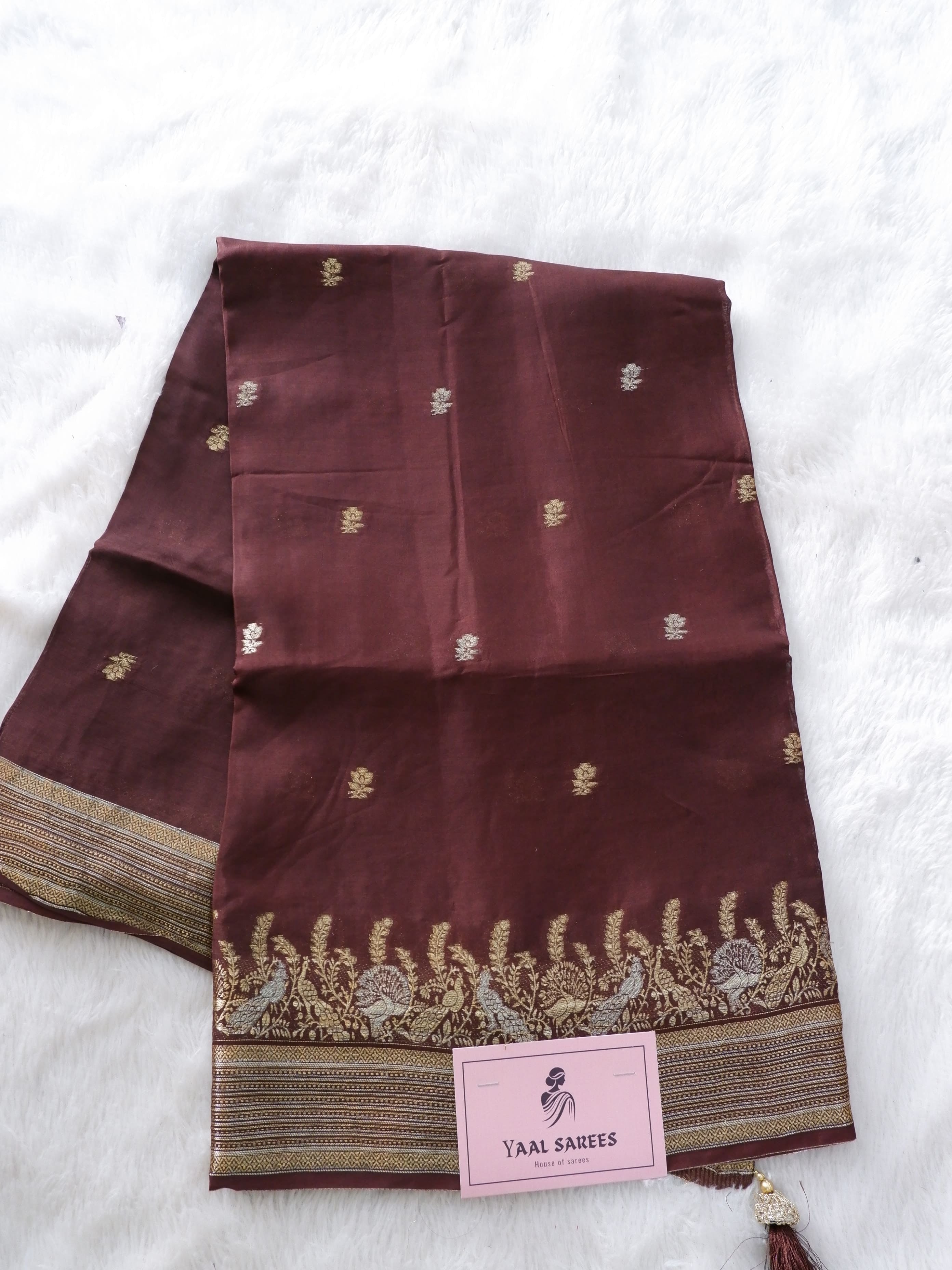 Elegant Handwoven Festive and Party Wear Saree Online