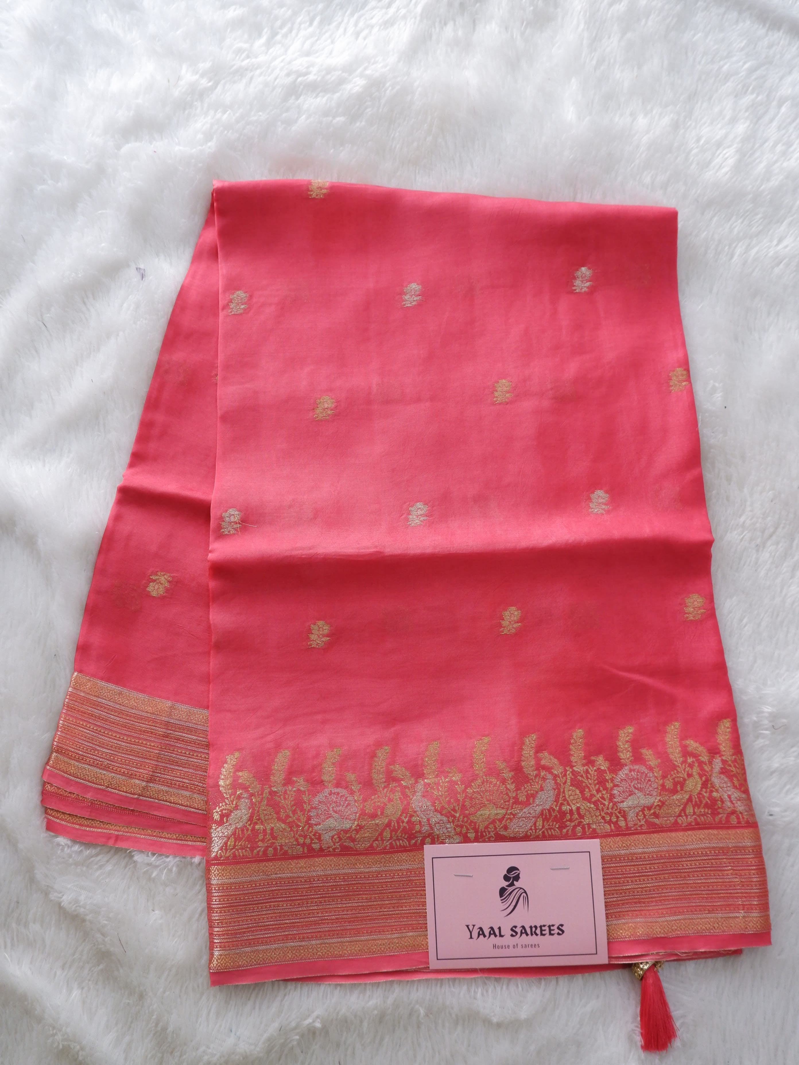 Elegant Handwoven Festive and Party Wear Saree Online
