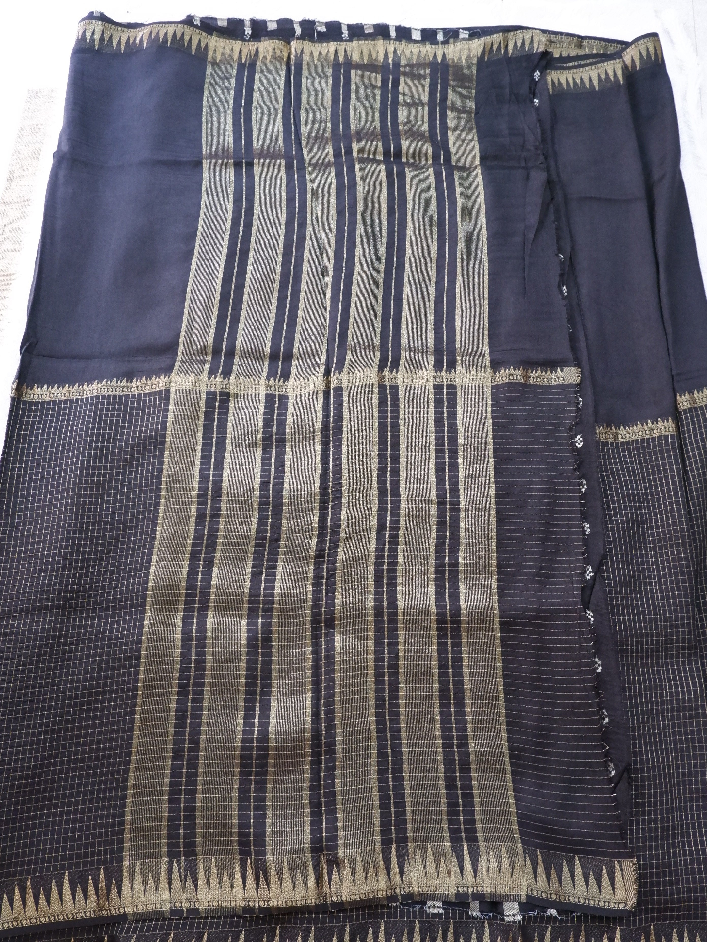Black Crepe Saree with Check Pattern Online