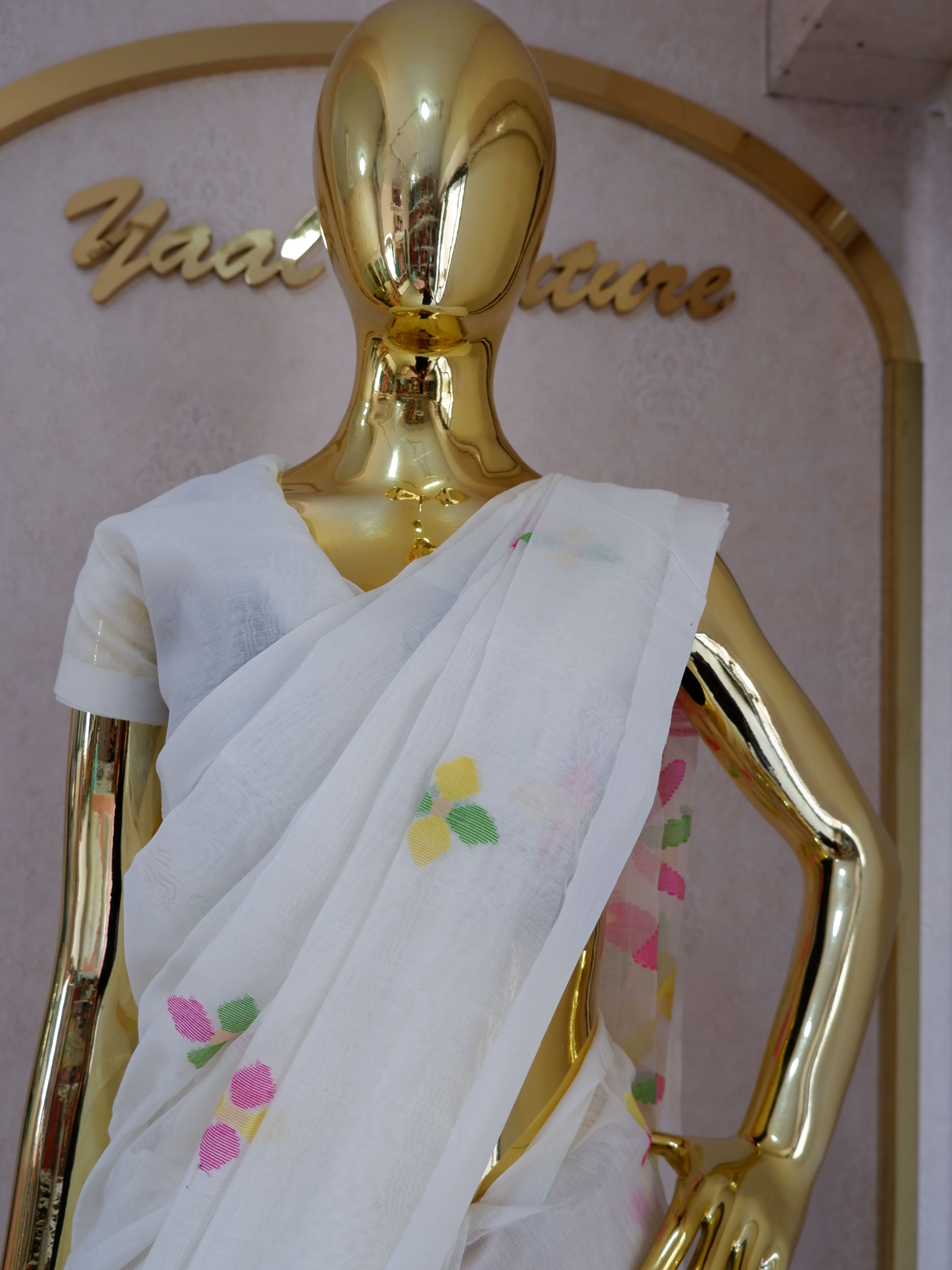 Jamdhani Saree white colour – Elegant Handwoven Traditional Saree for Women