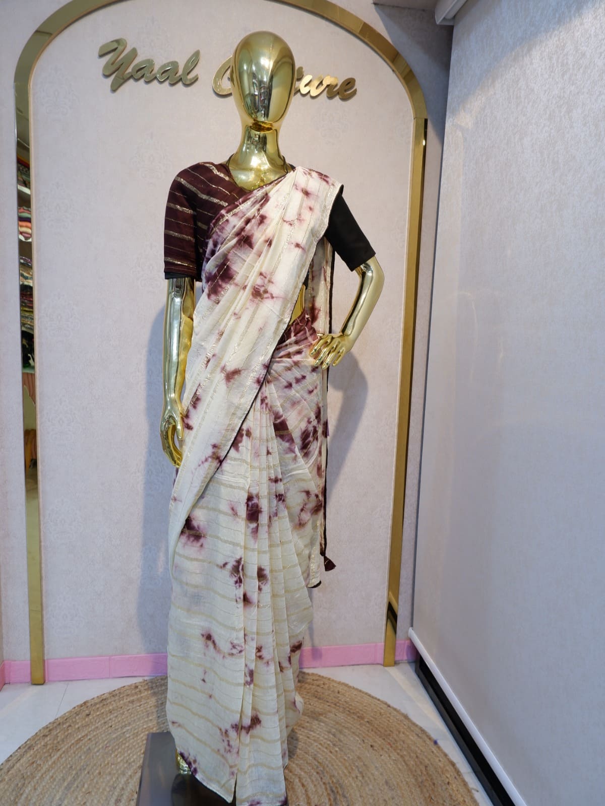 Elegant Shibori White & Brown