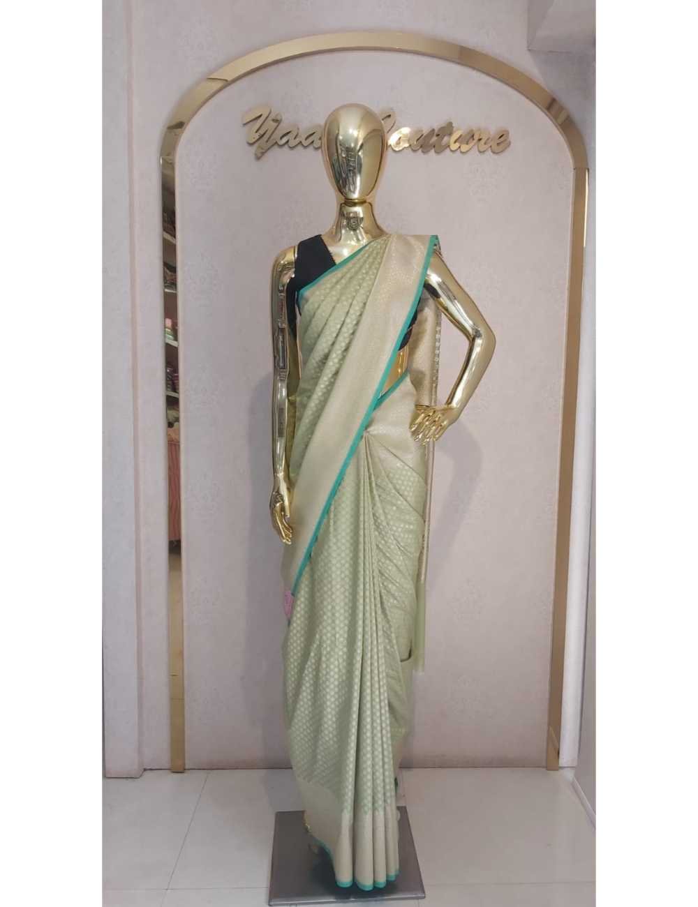 Banarasi Silk Saree Leaf Green With Rama Green Piping