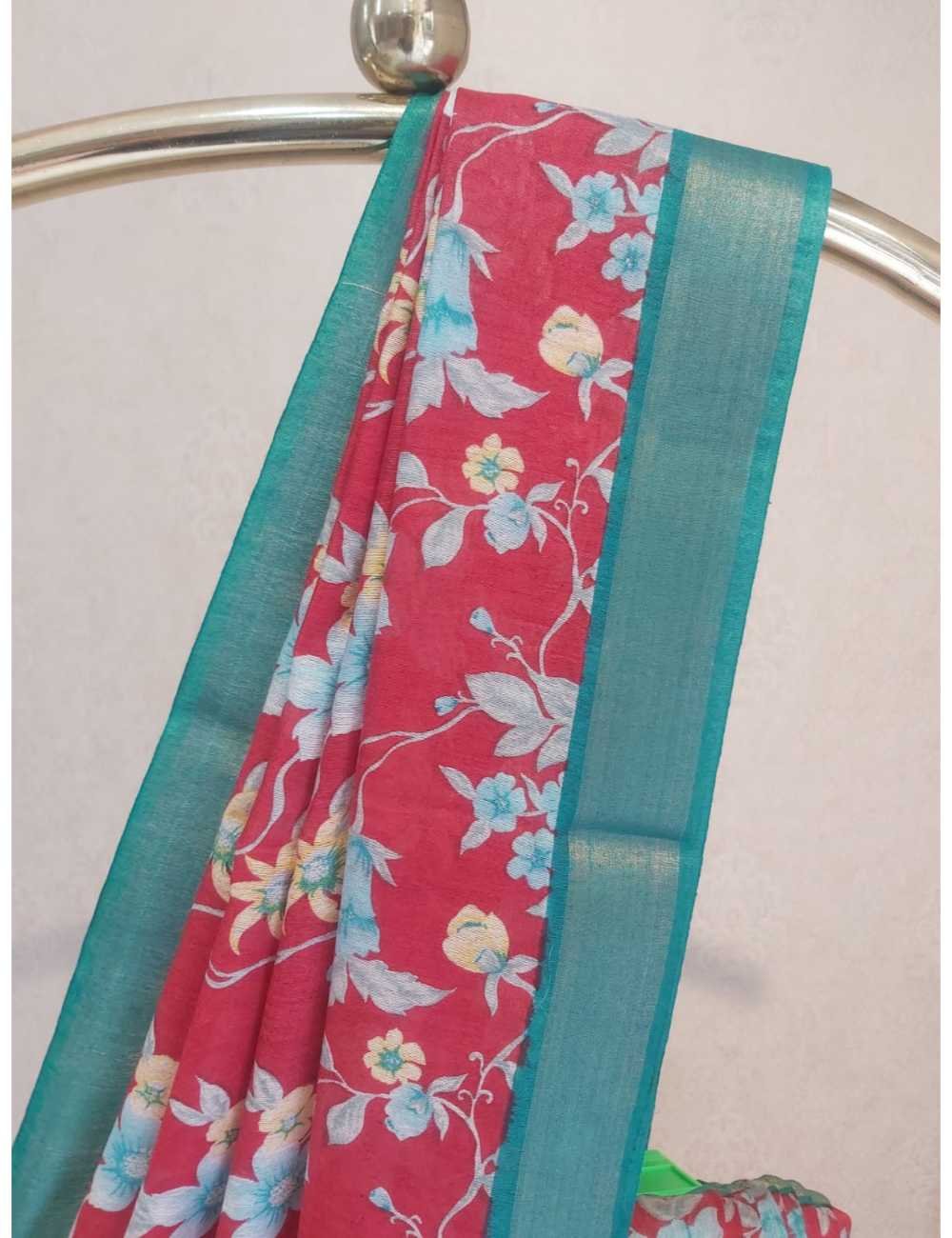 Saptal Red & Rama Green Elegant Saree