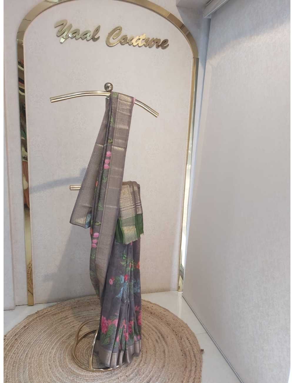Soft Binny Crepe in Dark Brown Border