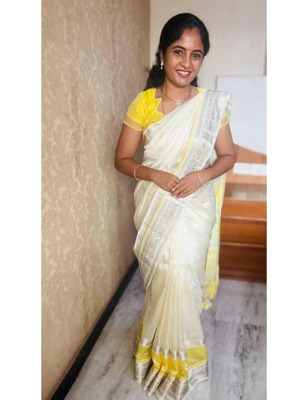 Half white and yellow Mangalagiri handloom Saree