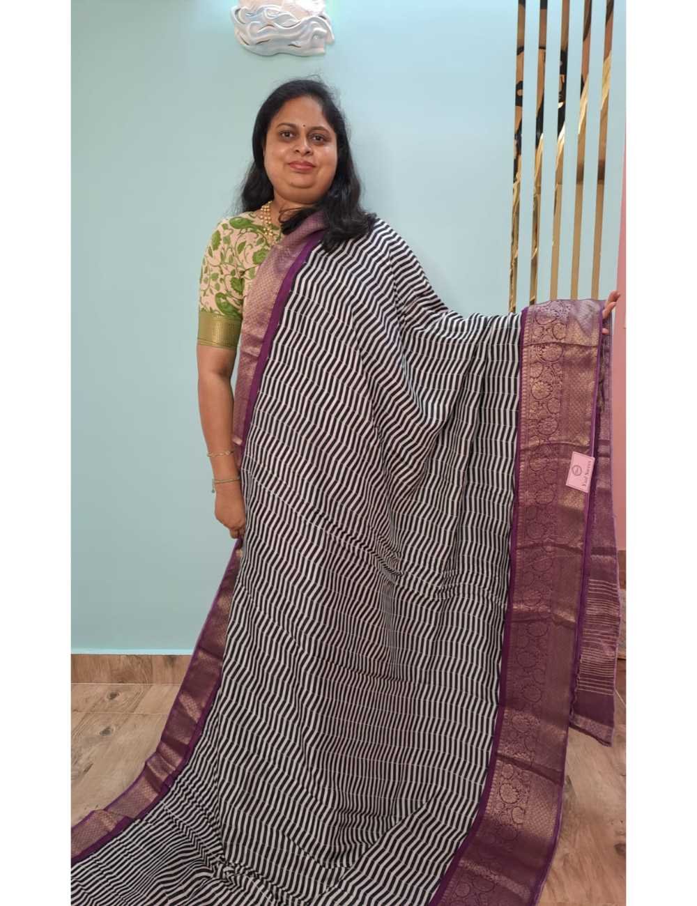 Dola Silk Saree With Purple Border