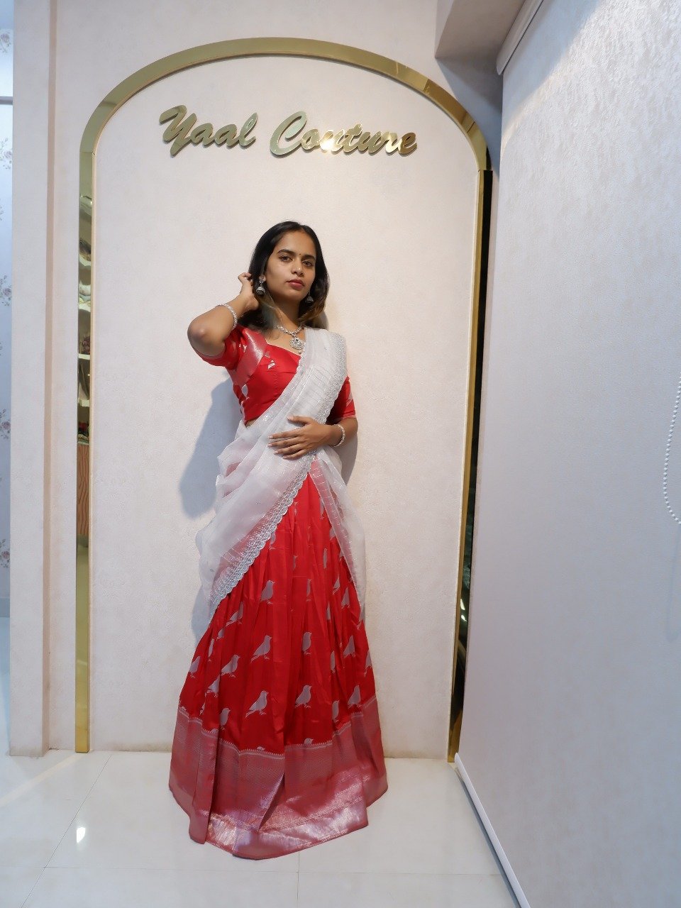 Banarasi Weave Half Saree Red With Net Scalloped Dupatta