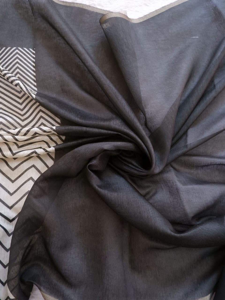 Elegant Chanderi Zigzag Sarees Online